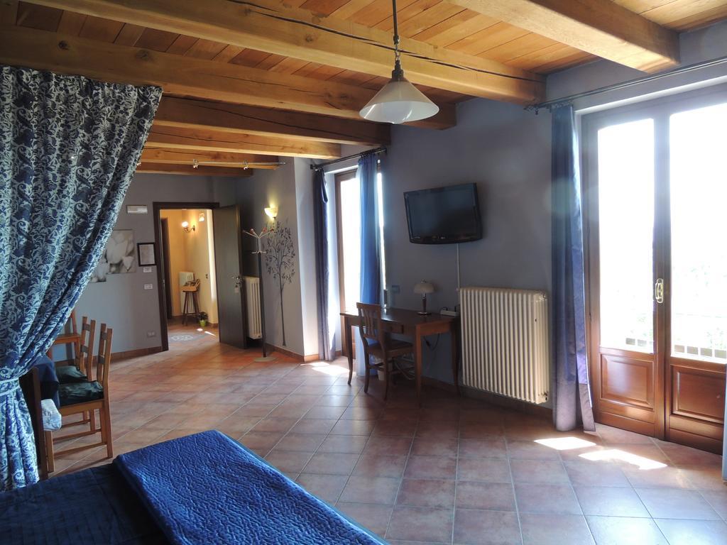 Bed and Breakfast Da Fabiana Bossolasco Exterior foto